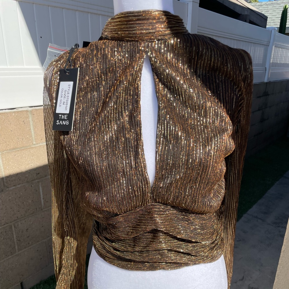 Black/Gold halter
